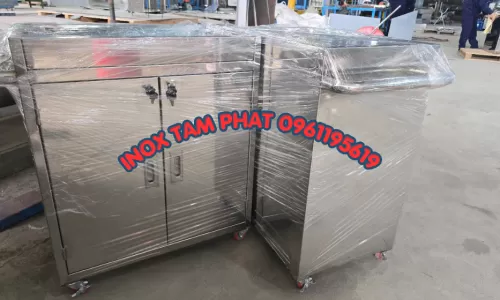 So sánh xe đẩy Inox 304 và Thép sơn tĩnh điện?